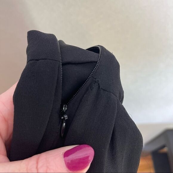 ELIE Tahari Black Silk Chiffon Pleated Mini Skirt with Train 10 - Picture 6 of 10